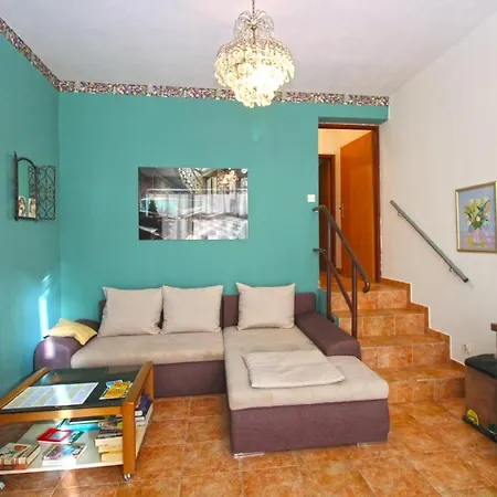 Apartment Fuer 4 Personen Ca 40 Qm In Pula, Istrien Istrische Riviera